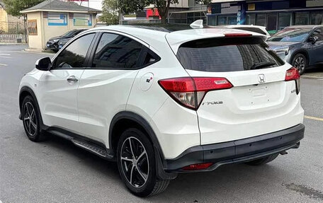 Honda Vezel, 2022 год, 1 450 000 рублей, 4 фотография