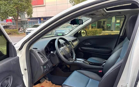 Honda Vezel, 2022 год, 1 450 000 рублей, 7 фотография