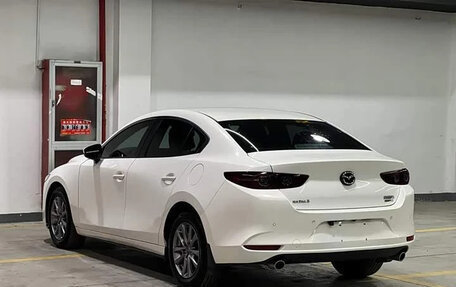 Mazda 3, 2021 год, 1 450 000 рублей, 4 фотография