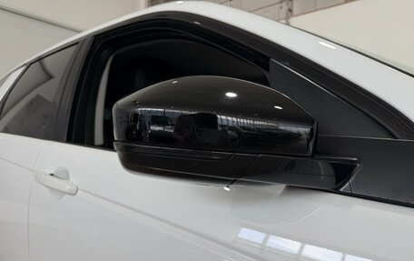 Land Rover Discovery Sport I рестайлинг, 2017 год, 2 600 000 рублей, 23 фотография
