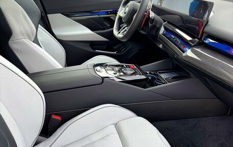 BMW M5, 2026 год, 22 700 000 рублей, 12 фотография