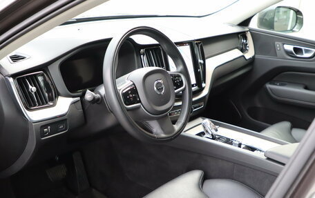 Volvo XC60 II, 2021 год, 4 500 000 рублей, 10 фотография