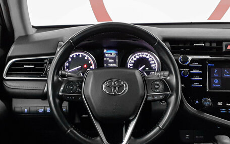 Toyota Camry, 2020 год, 1 740 000 рублей, 11 фотография
