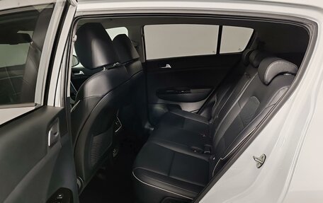 KIA Sportage IV рестайлинг, 2021 год, 2 499 000 рублей, 12 фотография