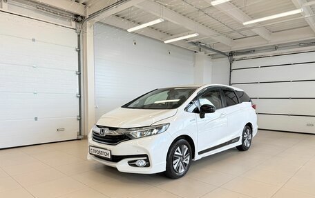 Honda Shuttle II, 2017 год, 1 279 000 рублей, 2 фотография