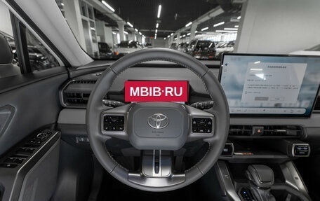 Toyota RAV4, 2026 год, 4 200 000 рублей, 11 фотография