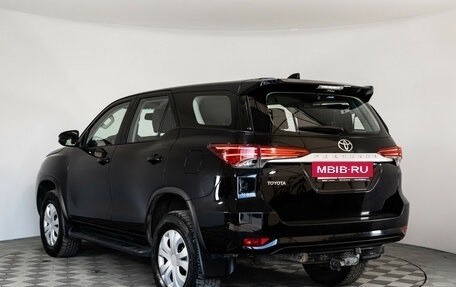 Toyota Fortuner II, 2019 год, 3 299 000 рублей, 8 фотография
