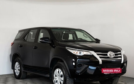 Toyota Fortuner II, 2019 год, 3 299 000 рублей, 3 фотография