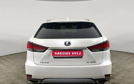 Lexus RX IV рестайлинг, 2021 год, 4 650 000 рублей, 6 фотография