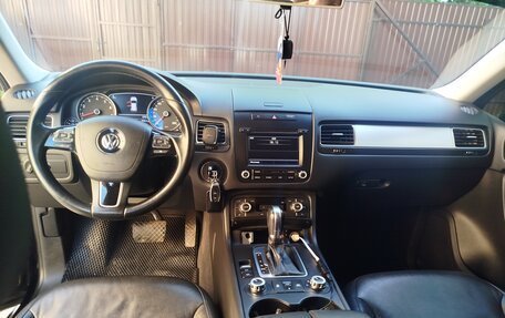Volkswagen Touareg III, 2013 год, 2 250 000 рублей, 15 фотография