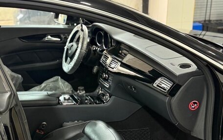 Mercedes-Benz CLS, 2011 год, 2 400 000 рублей, 10 фотография