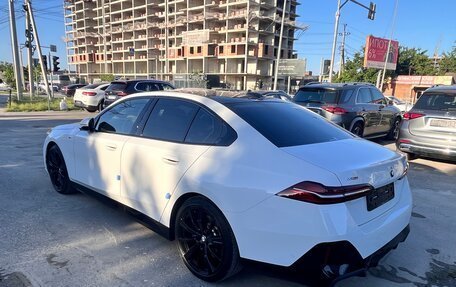 BMW 5 серия, 2023 год, 6 600 000 рублей, 3 фотография