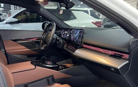 BMW 5 серия, 2023 год, 6 600 000 рублей, 9 фотография