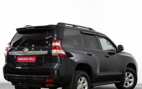 Toyota Land Cruiser Prado 150 рестайлинг 2, 2016 год, 3 799 000 рублей, 5 фотография