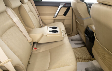 Toyota Land Cruiser Prado 150 рестайлинг 2, 2016 год, 3 799 000 рублей, 29 фотография