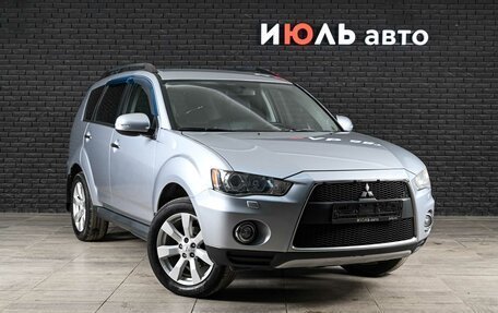 Mitsubishi Outlander III рестайлинг 3, 2011 год, 1 050 000 рублей, 3 фотография
