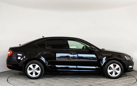 Skoda Octavia, 2019 год, 1 599 000 рублей, 4 фотография