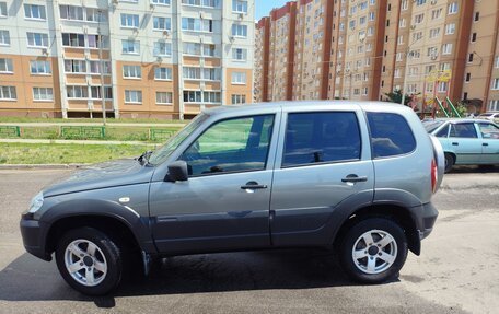 Chevrolet Niva I рестайлинг, 2019 год, 835 000 рублей, 2 фотография