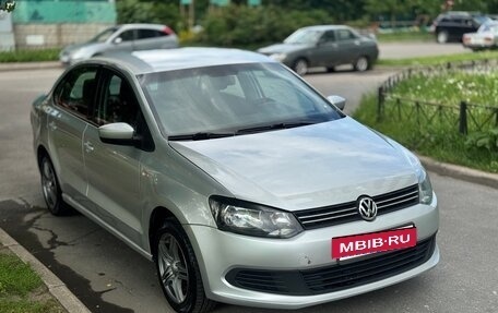 Volkswagen Polo VI (EU Market), 2011 год, 585 000 рублей, 3 фотография