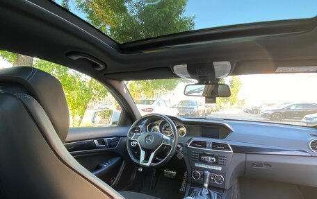 Mercedes-Benz C-Класс, 2014 год, 1 524 990 рублей, 21 фотография