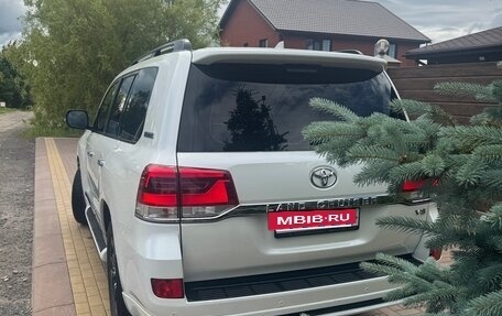Toyota Land Cruiser 200, 2020 год, 8 190 000 рублей, 9 фотография