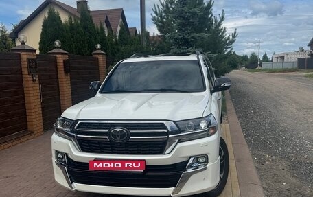 Toyota Land Cruiser 200, 2020 год, 8 190 000 рублей, 11 фотография