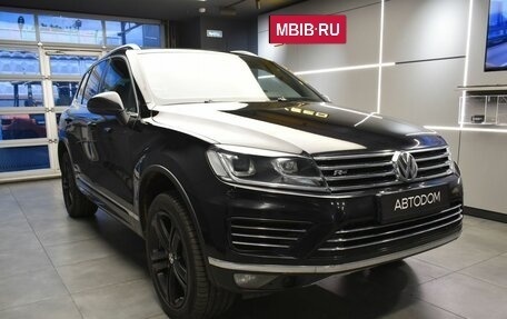 Volkswagen Touareg III, 2017 год, 3 699 000 рублей, 3 фотография