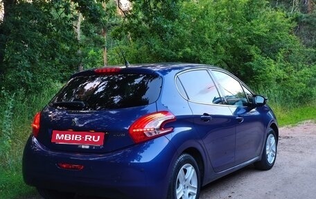 Peugeot 208 II, 2013 год, 545 000 рублей, 2 фотография