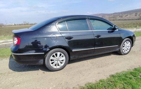 Volkswagen Passat B6, 2010 год, 700 000 рублей, 4 фотография