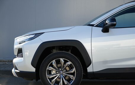 Toyota RAV4, 2025 год, 3 990 000 рублей, 7 фотография