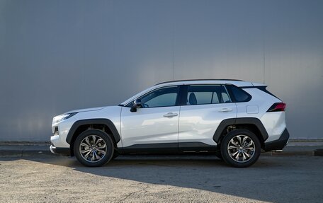 Toyota RAV4, 2025 год, 3 990 000 рублей, 6 фотография