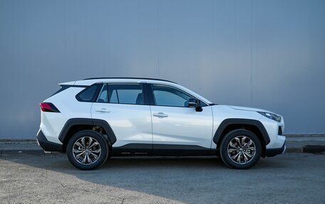 Toyota RAV4, 2025 год, 3 990 000 рублей, 8 фотография