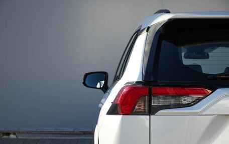 Toyota RAV4, 2025 год, 3 990 000 рублей, 10 фотография