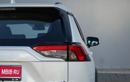 Toyota RAV4, 2025 год, 3 990 000 рублей, 11 фотография