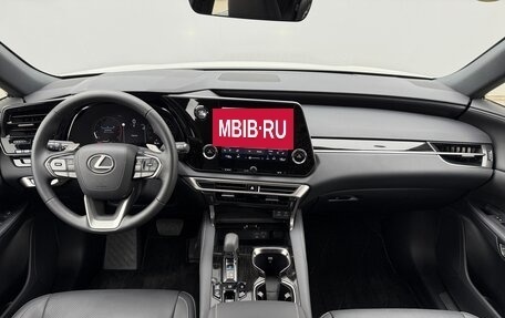 Lexus RX IV рестайлинг, 2025 год, 7 750 000 рублей, 24 фотография