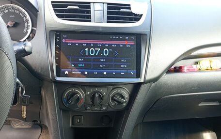 Suzuki Swift IV, 2012 год, 850 000 рублей, 18 фотография
