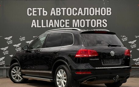 Volkswagen Touareg III, 2011 год, 1 899 000 рублей, 5 фотография
