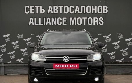 Volkswagen Touareg III, 2011 год, 1 899 000 рублей, 2 фотография