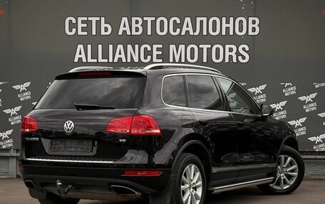 Volkswagen Touareg III, 2011 год, 1 899 000 рублей, 8 фотография
