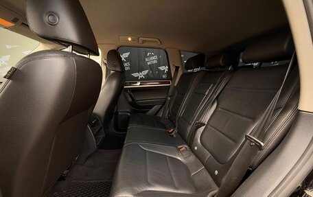 Volkswagen Touareg III, 2011 год, 1 899 000 рублей, 12 фотография
