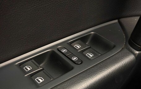 Volkswagen Touareg III, 2011 год, 1 899 000 рублей, 23 фотография