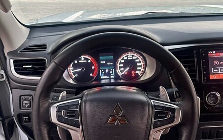 Mitsubishi Triton, 2023 год, 3 700 000 рублей, 6 фотография