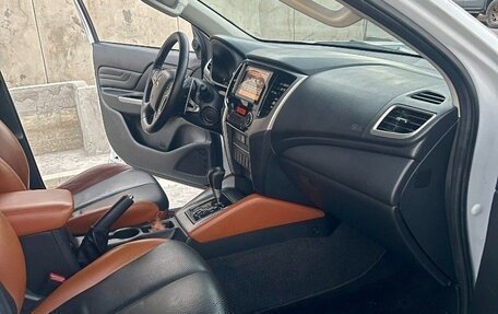 Mitsubishi Triton, 2023 год, 3 700 000 рублей, 4 фотография