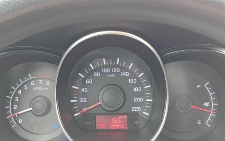 KIA Rio III рестайлинг, 2015 год, 899 800 рублей, 16 фотография