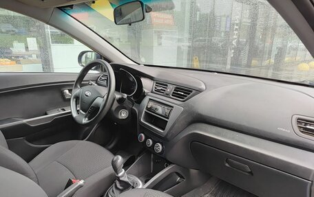 KIA Rio III рестайлинг, 2015 год, 899 800 рублей, 13 фотография