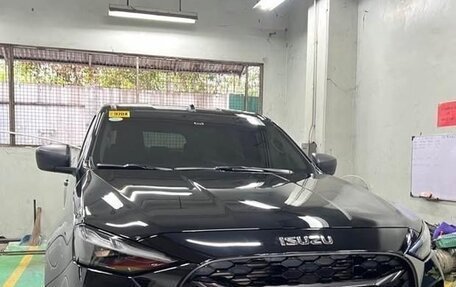 Isuzu MU-X, 2026 год, 3 980 000 рублей, 3 фотография
