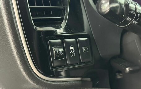 Mitsubishi Outlander III рестайлинг 3, 2013 год, 1 450 000 рублей, 18 фотография