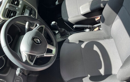 Renault Logan II, 2020 год, 1 050 000 рублей, 9 фотография