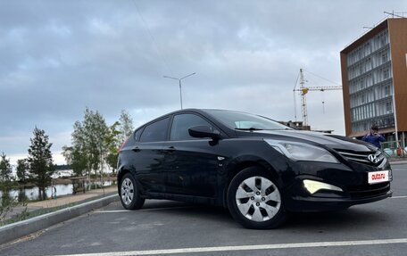 Hyundai Solaris II рестайлинг, 2015 год, 1 050 000 рублей, 3 фотография