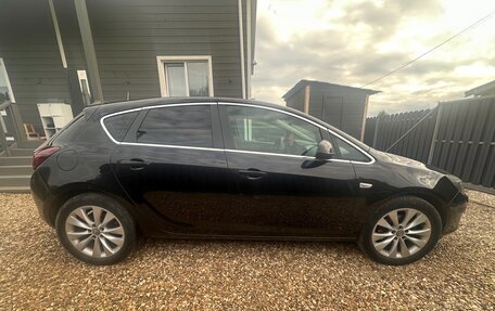 Opel Astra J, 2010 год, 690 000 рублей, 4 фотография